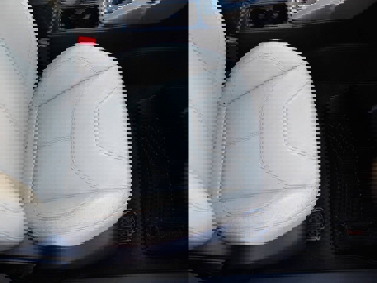 Used 2016 Ford Focus Titanium image 24