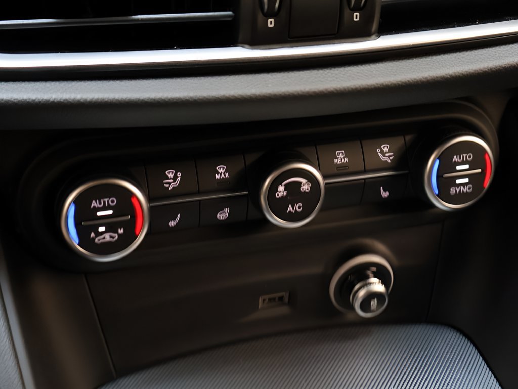 New 2026 Alfa Romeo Stelvio Sprint AWD/4WD image 23