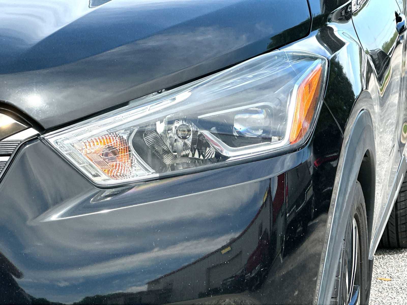 Used 2020 Nissan Kicks SR w/ SR Premium Package FWD image 16