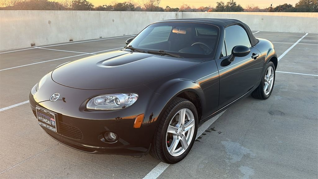 Used 2006 MAZDA MX-5 Miata Touring image 10