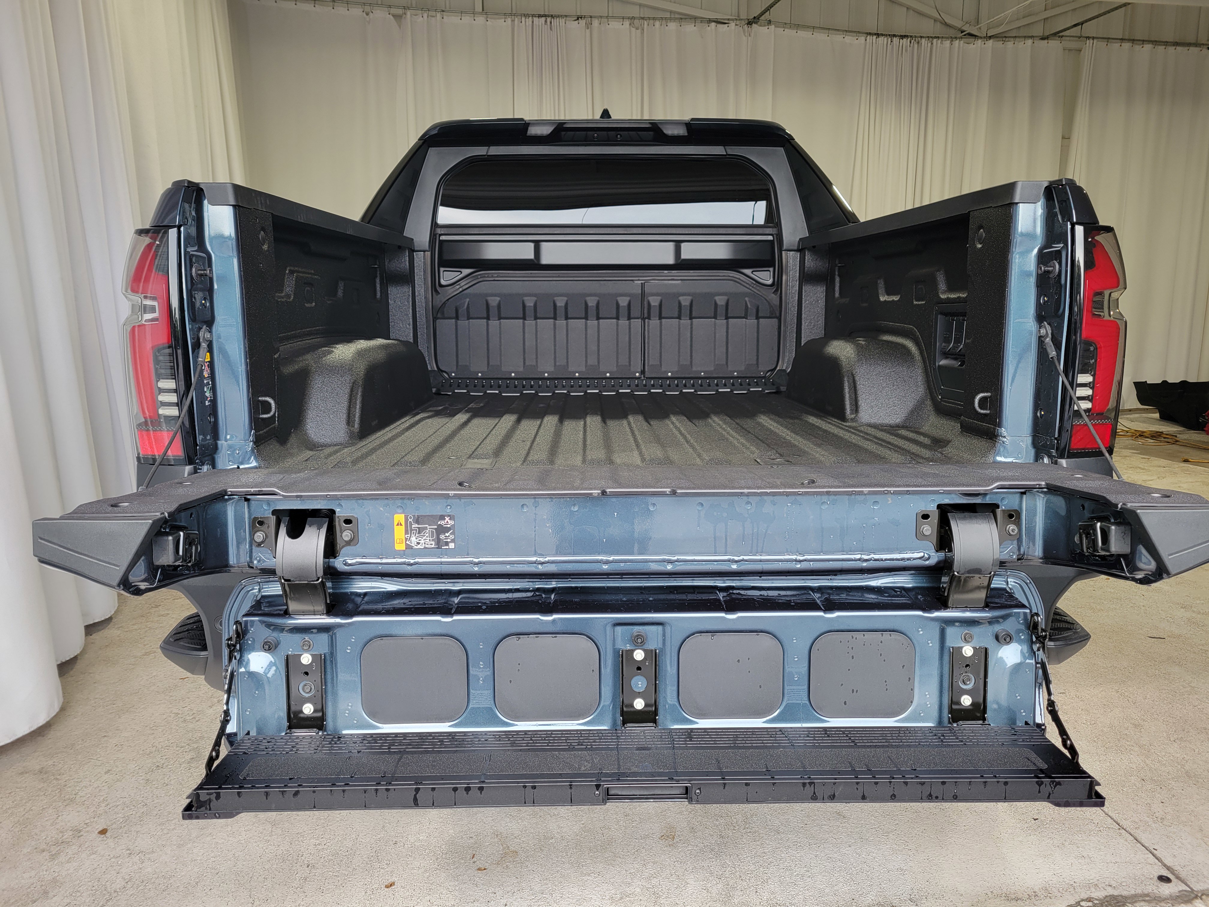 New 2026 Chevrolet Silverado EV Trail Boss image 8