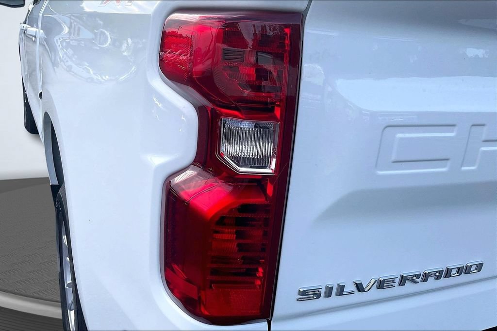 Used 2026 Chevrolet Silverado 1500 LT AWD/4WD image 25