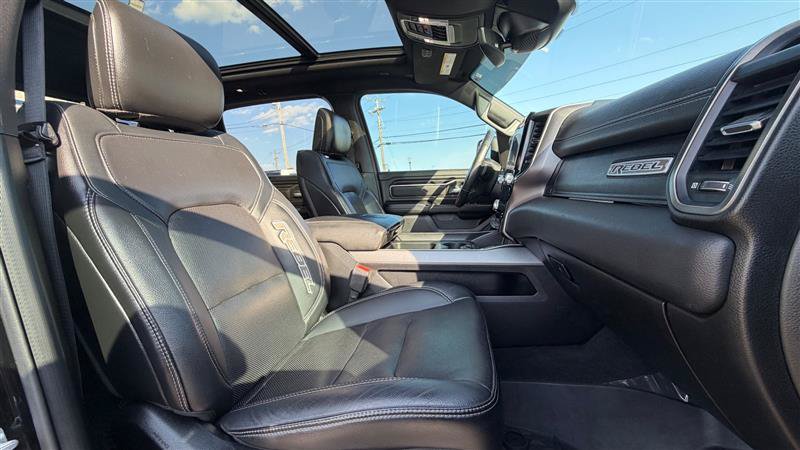 Used 2020 RAM 1500 Rebel AWD/4WD image 39