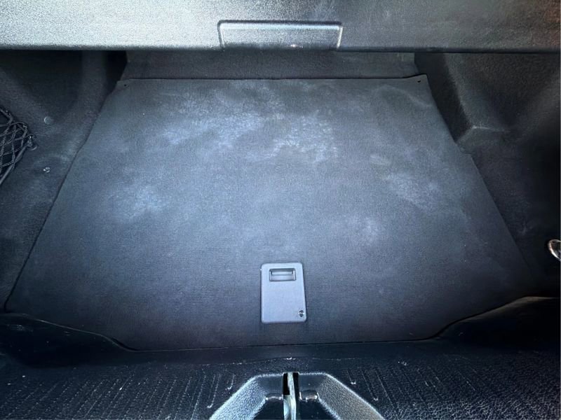 Used 2020 Mercedes-Benz C 300 4MATIC Cabriolet image 25