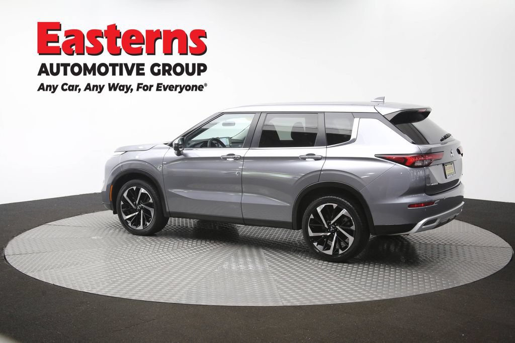 Used 2024 Mitsubishi Outlander SE FWD image 61