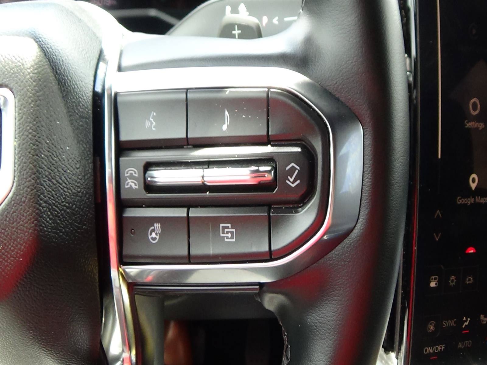 Used 2025 GMC Acadia Elevation FWD image 23
