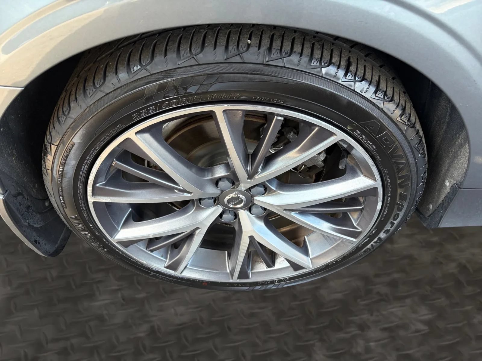 Used 2018 Volvo S90 T5 Momentum w/ Convenience Package FWD image 40