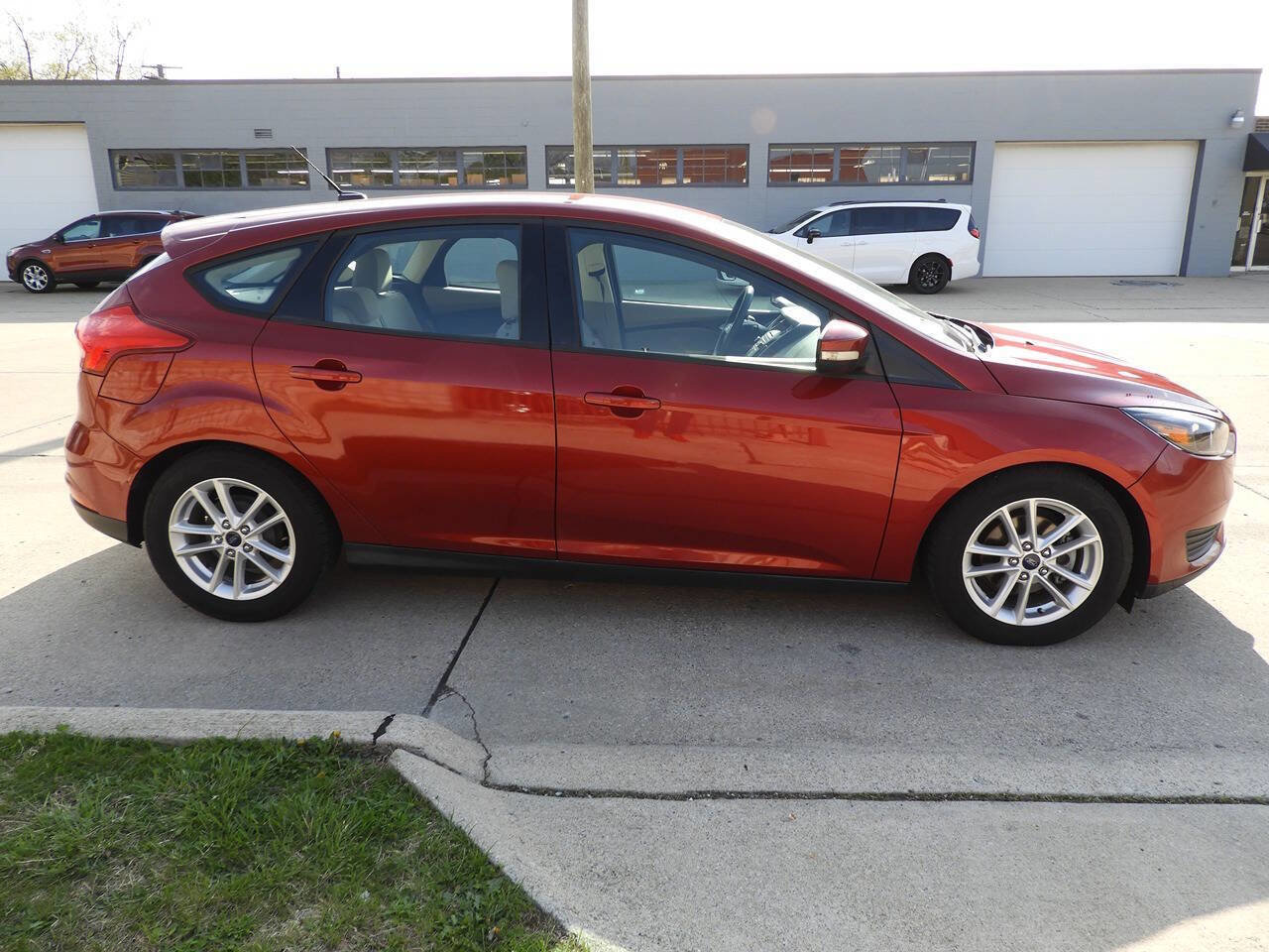 Used 2016 Ford Focus SE image 10