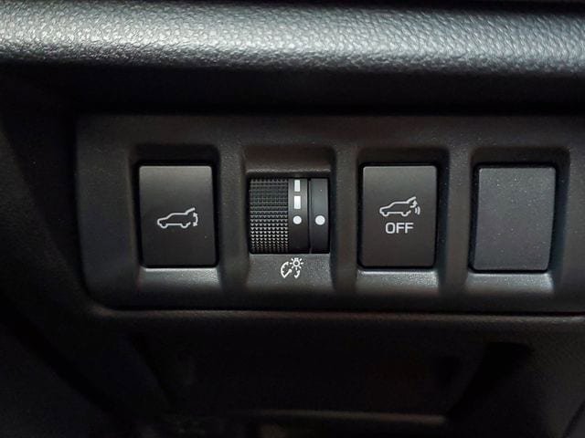 Certified 2025 Subaru Outback Premium w/ Popular Package #1A AWD/4WD image 34