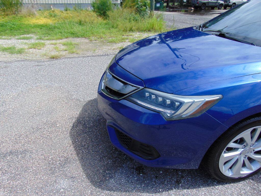 Used 2017 Acura ILX FWD image 2