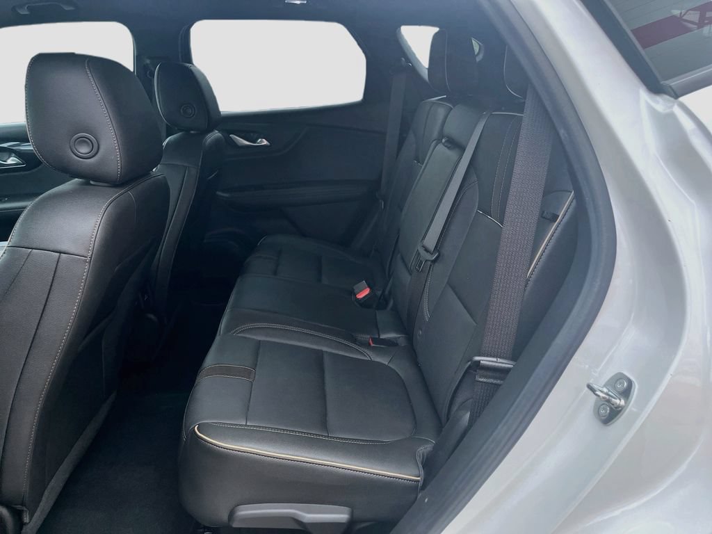 Used 2022 Chevrolet Blazer Premier w/ Enhanced Convenience Package AWD/4WD image 26