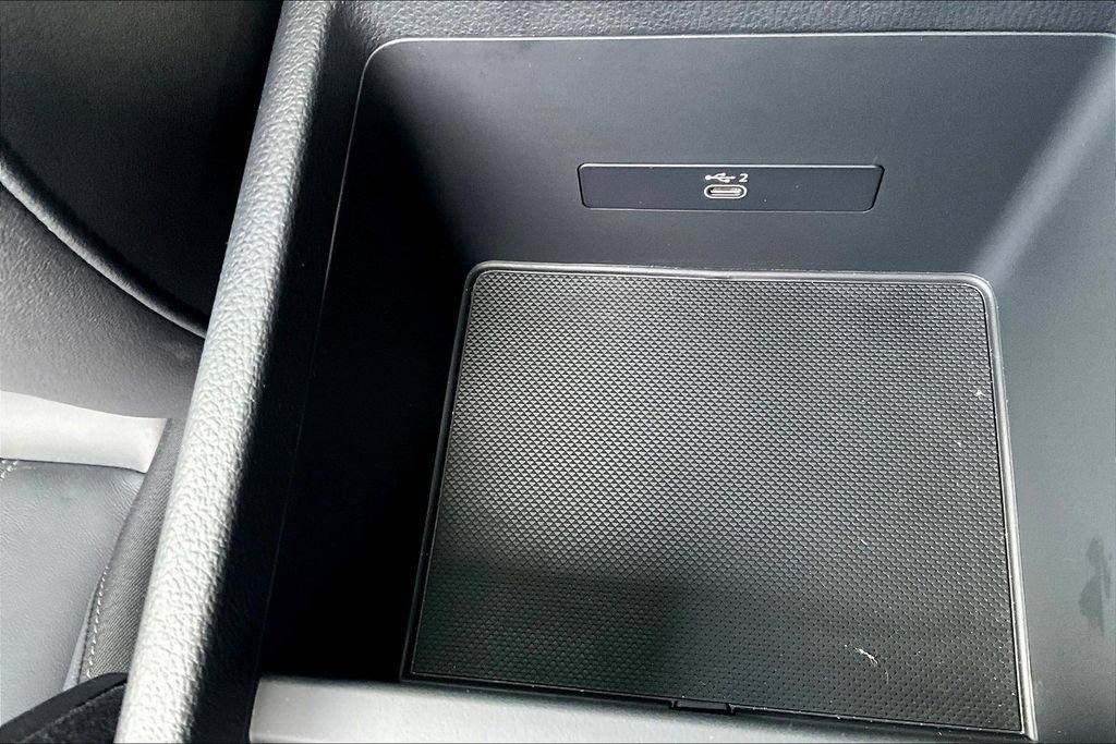 Used 2023 Audi Q5 2.0T Premium w/ Convenience Package image 16