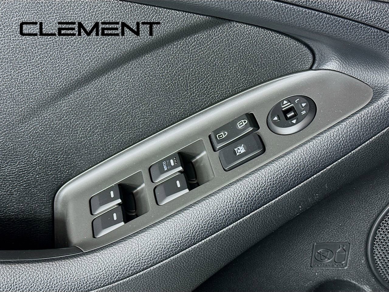 Used 2017 Kia Forte LX image 23