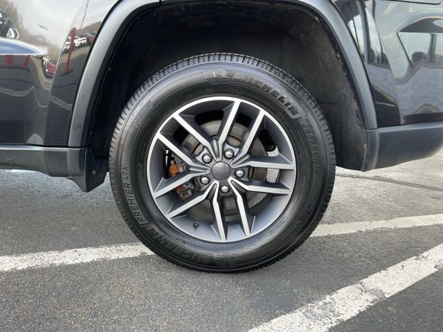 Used 2021 Jeep Grand Cherokee Limited image 37