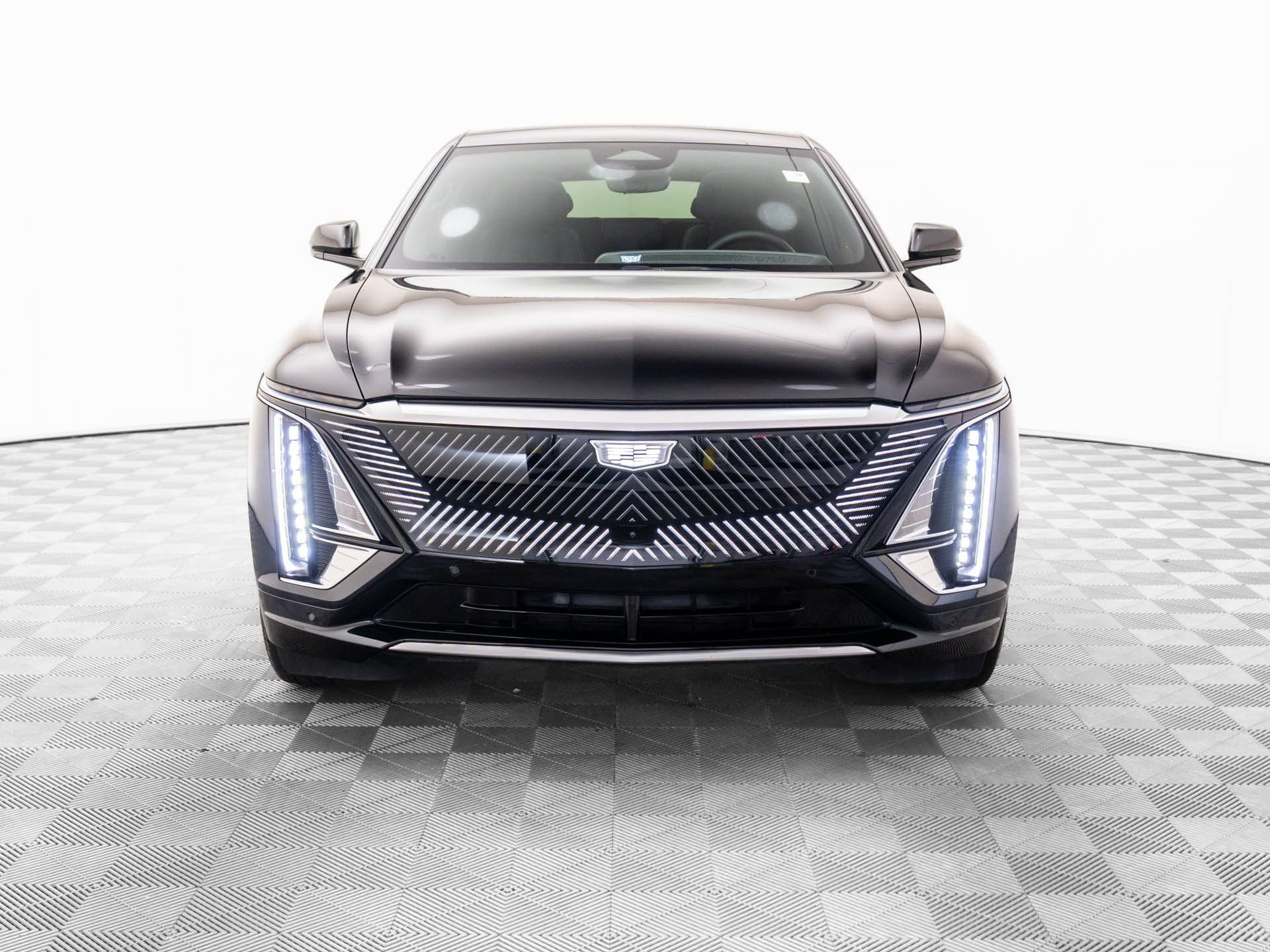 Certified 2025 Cadillac Lyriq Luxury w/ LPO, Floor Liner Package image 10