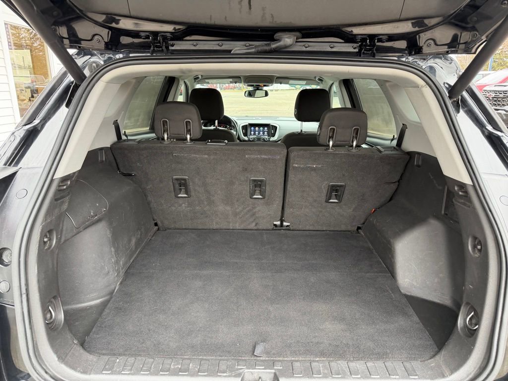 Certified 2020 GMC Terrain SLE w/ Driver Convenience Package image 9