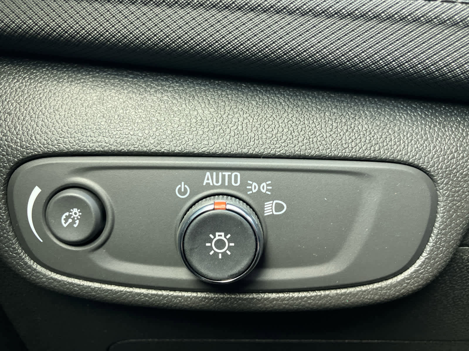 New 2026 Chevrolet TrailBlazer LT w/ Convenience Package image 15