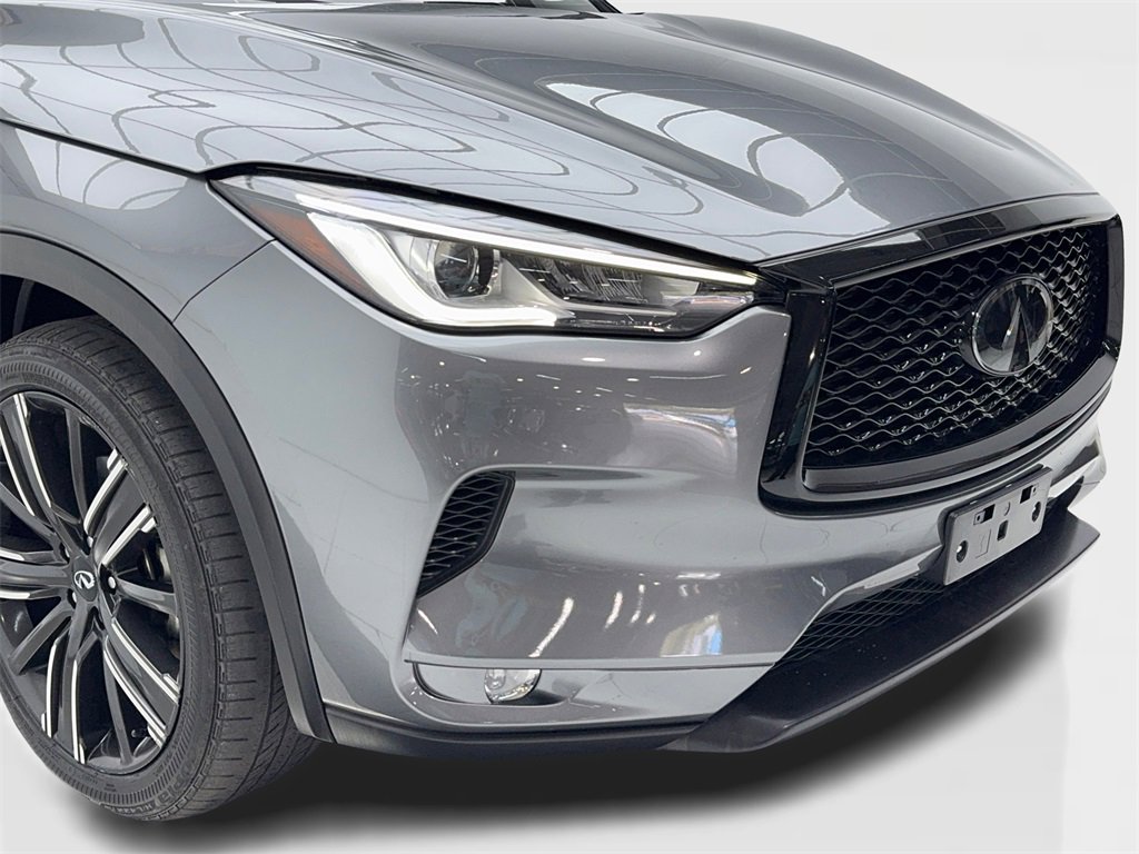 Used 2022 INFINITI QX50 Luxe w/ Appearance Package image 3