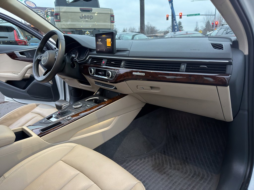 Used 2019 Audi A4 2.0T Premium w/ Convenience Package image 17