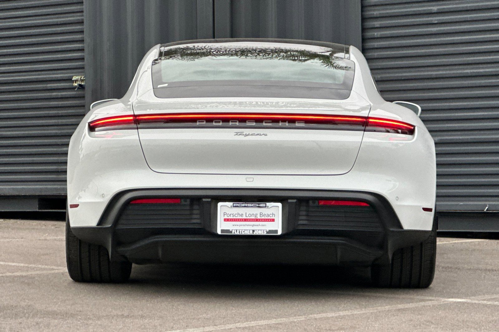 Used 2023 Porsche Taycan image 7