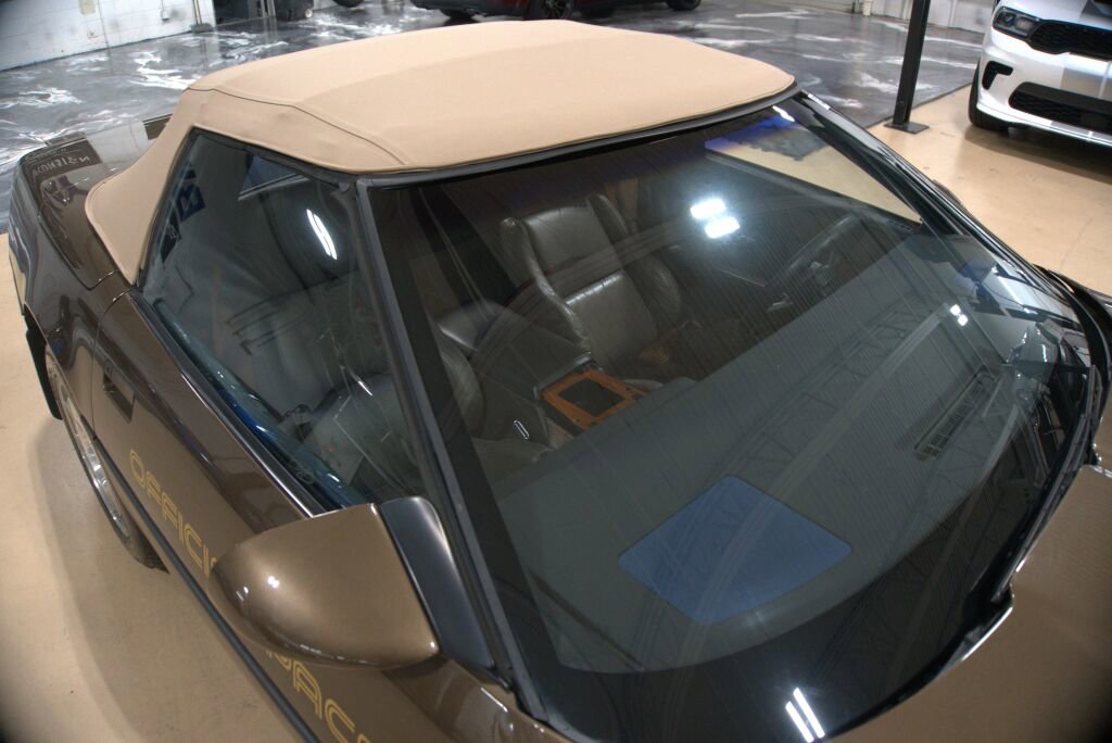 Used 1986 Chevrolet Corvette Convertible image 31