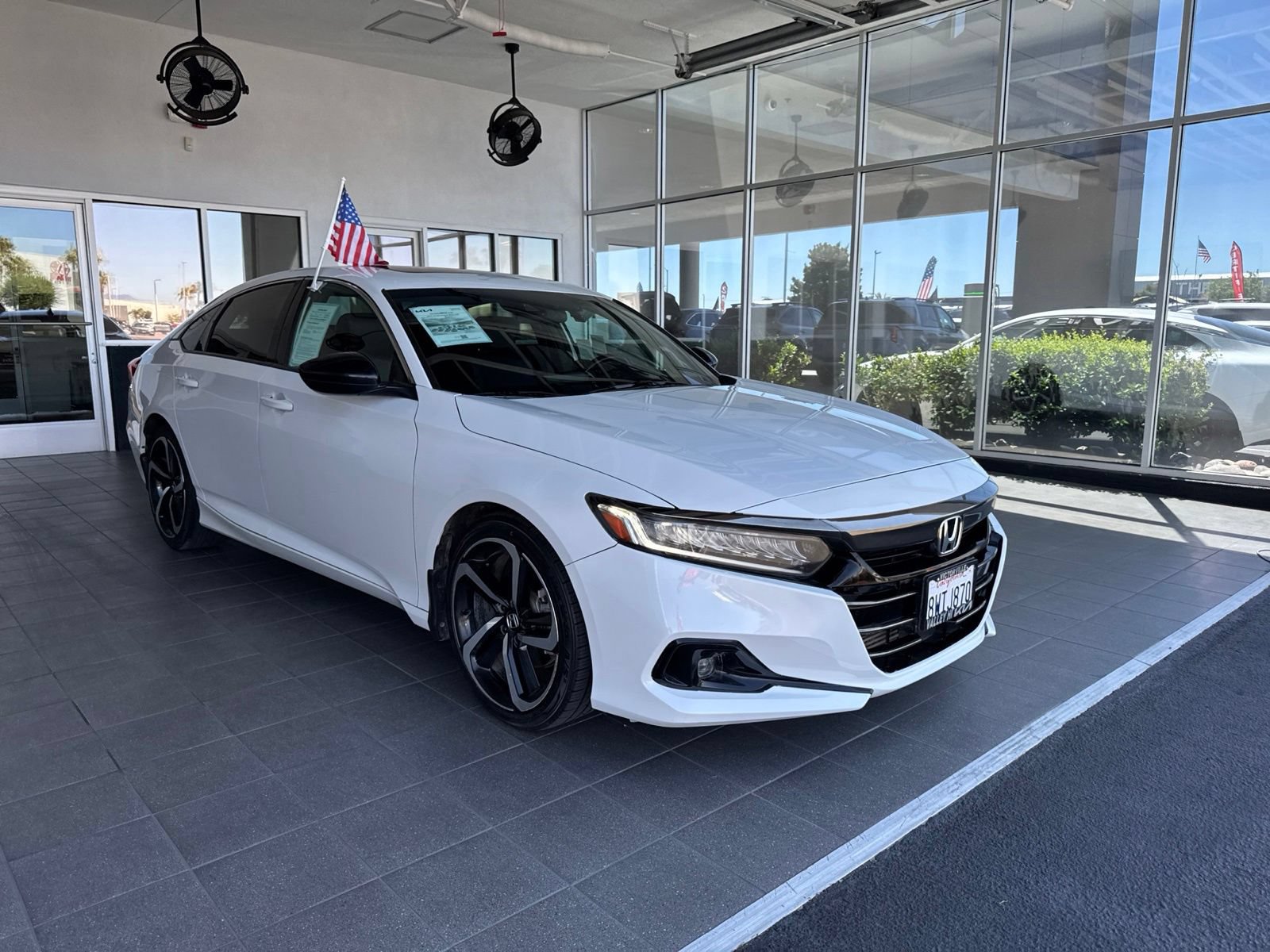 Used 2021 Honda Accord Sport image 3