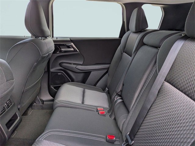 New 2025 Mitsubishi Outlander ES image 17