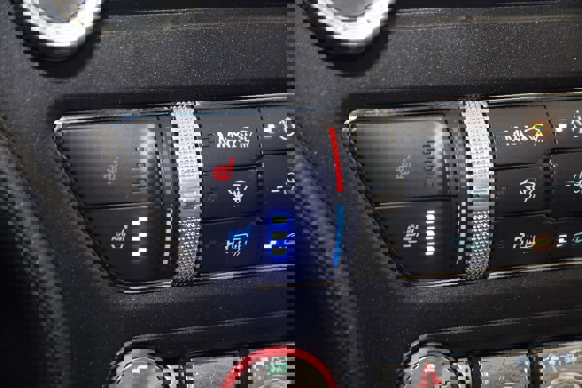 Used 2021 Ford Mustang GT Premium w/ Ford Safe & Smart Package RWD image 8