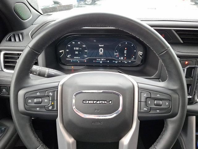 Certified 2024 GMC Yukon Denali image 23