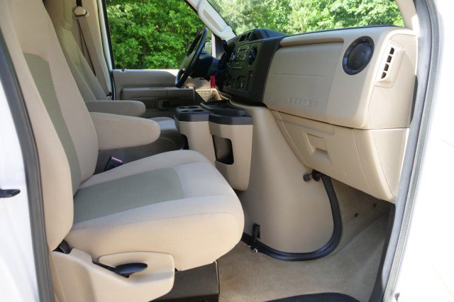 Used 2014 Ford E-350 and Econoline 350 XLT RWD image 29