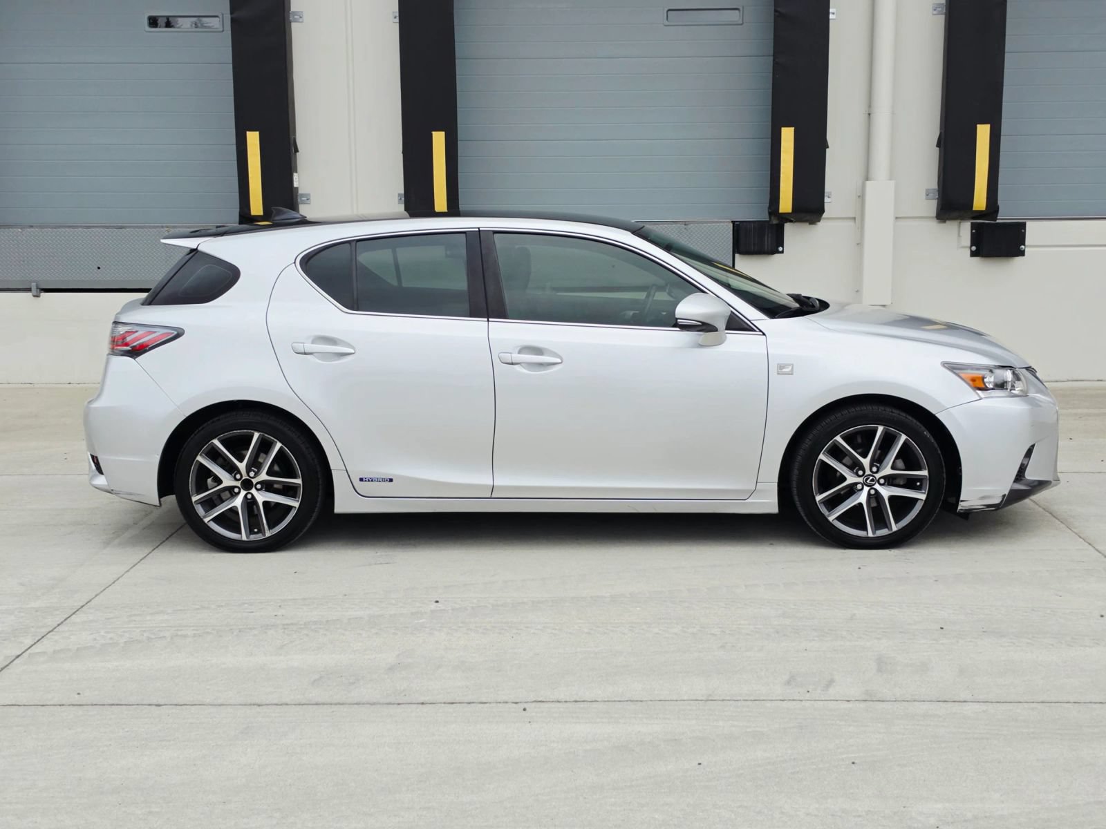 Used 2016 Lexus CT 200h FWD image 6