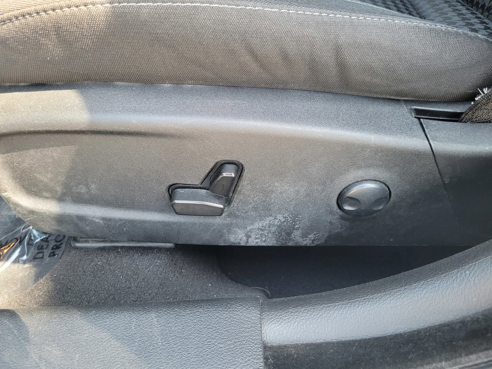 Used 2023 Dodge Charger SXT image 11