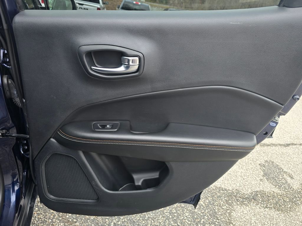 Used 2021 Jeep Compass Latitude image 48