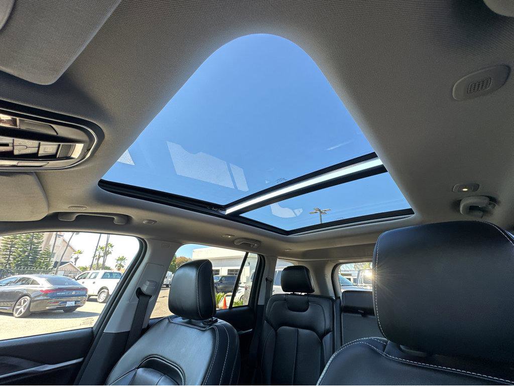 Used 2023 Jeep Grand Cherokee 4WD 4xe image 7