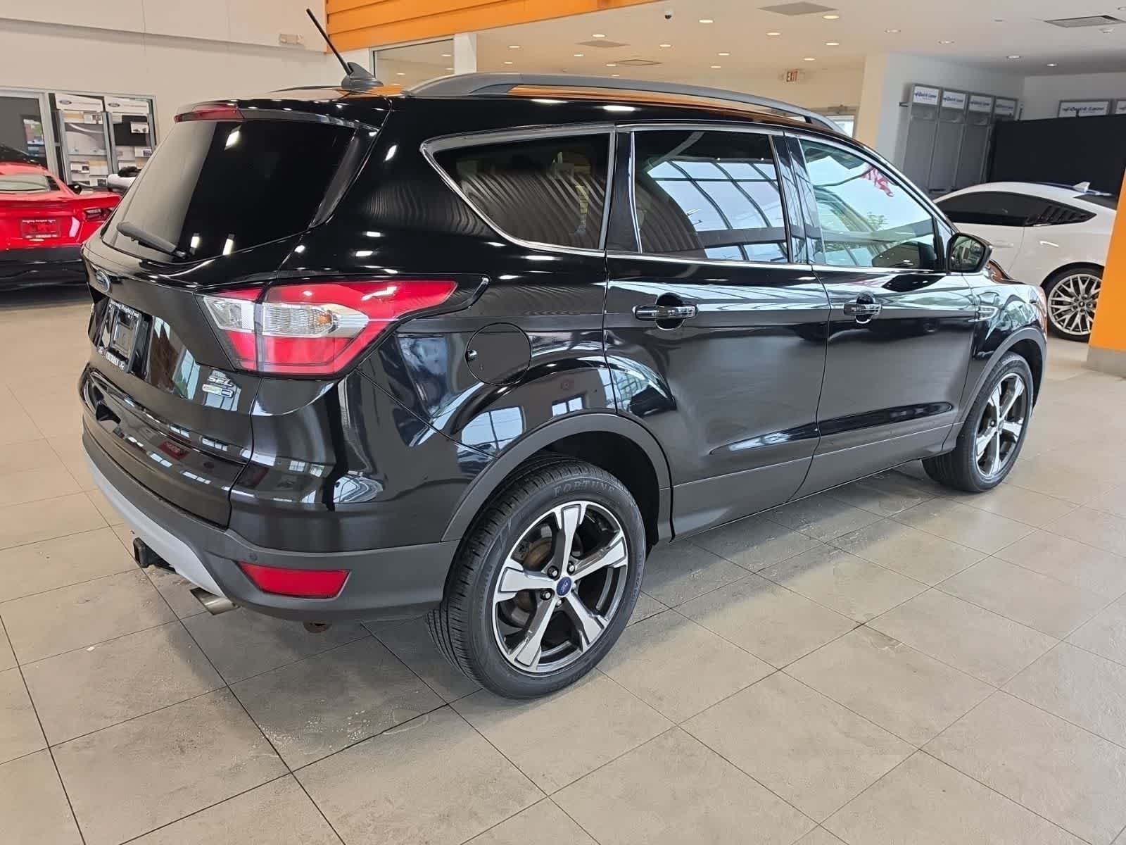 Used 2018 Ford Escape SEL AWD/4WD image 6