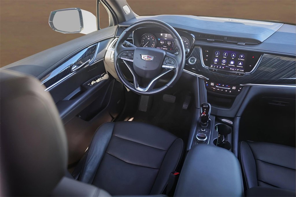 Certified 2023 Cadillac XT6 Premium Luxury w/ Technology Package image 30