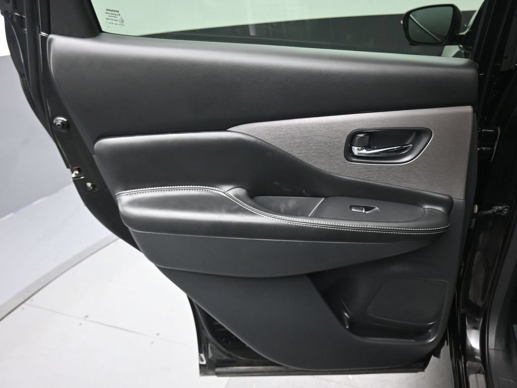 Used 2019 Nissan Murano SL w/ Cargo Package FWD image 30