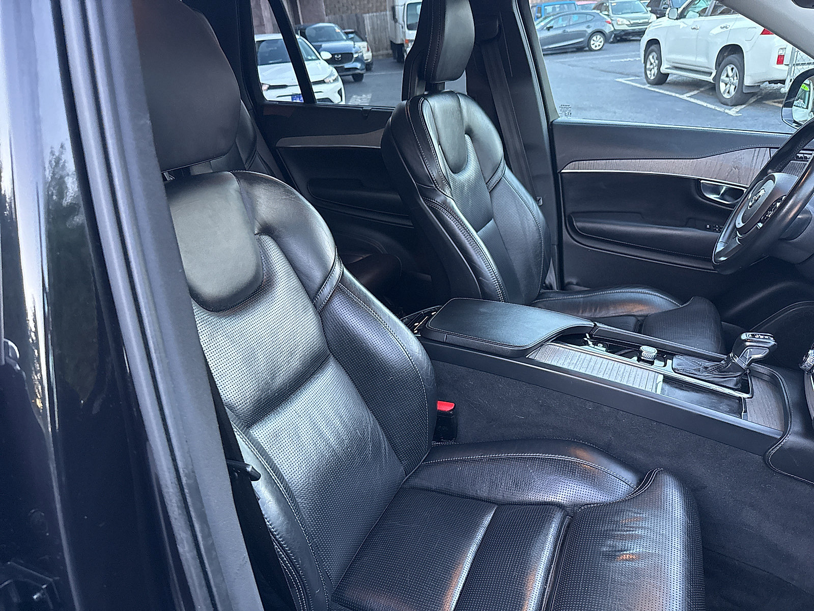 Used 2022 Volvo XC90 T6 Inscription w/ Advanced Package AWD/4WD image 44