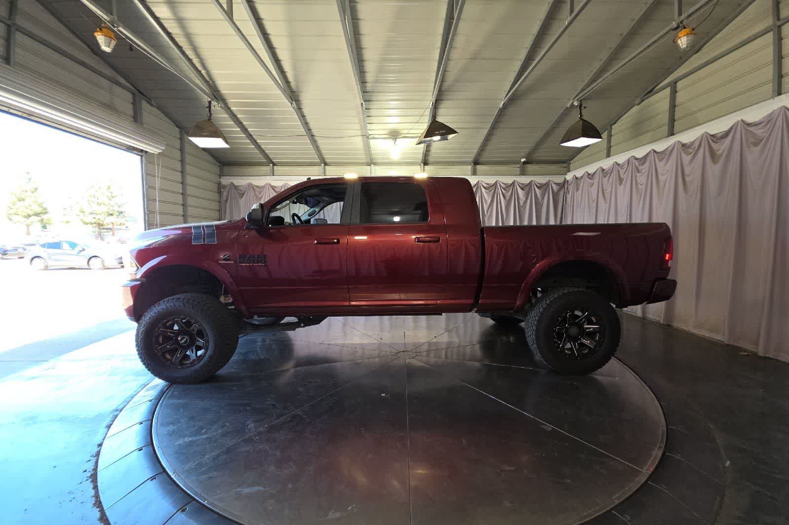 Used 2017 RAM 2500 Laramie w/ Sport Appearance Group AWD/4WD image 6