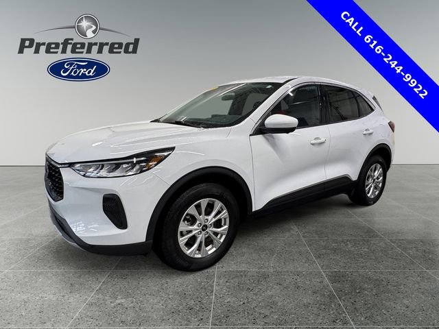 Used 2023 Ford Escape Active w/ Tech Pack #2 image 1