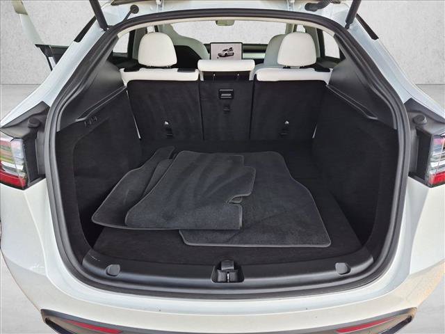Used 2024 Tesla Model Y Long Range RWD image 6