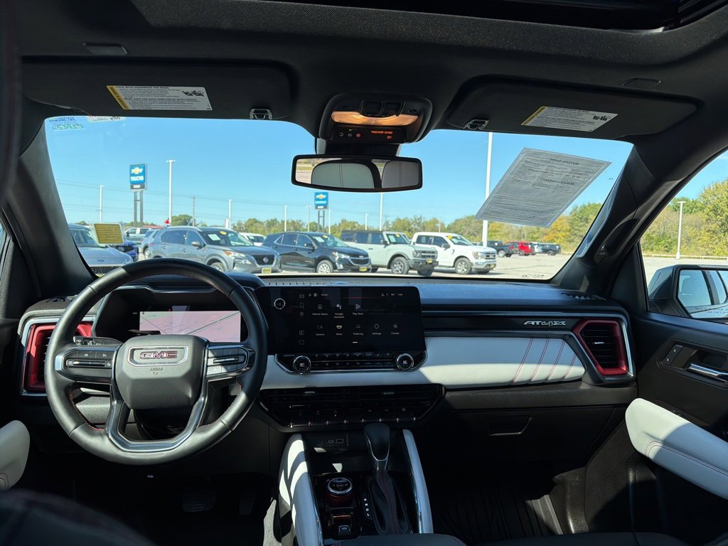 Used 2024 GMC Canyon AT4X image 39