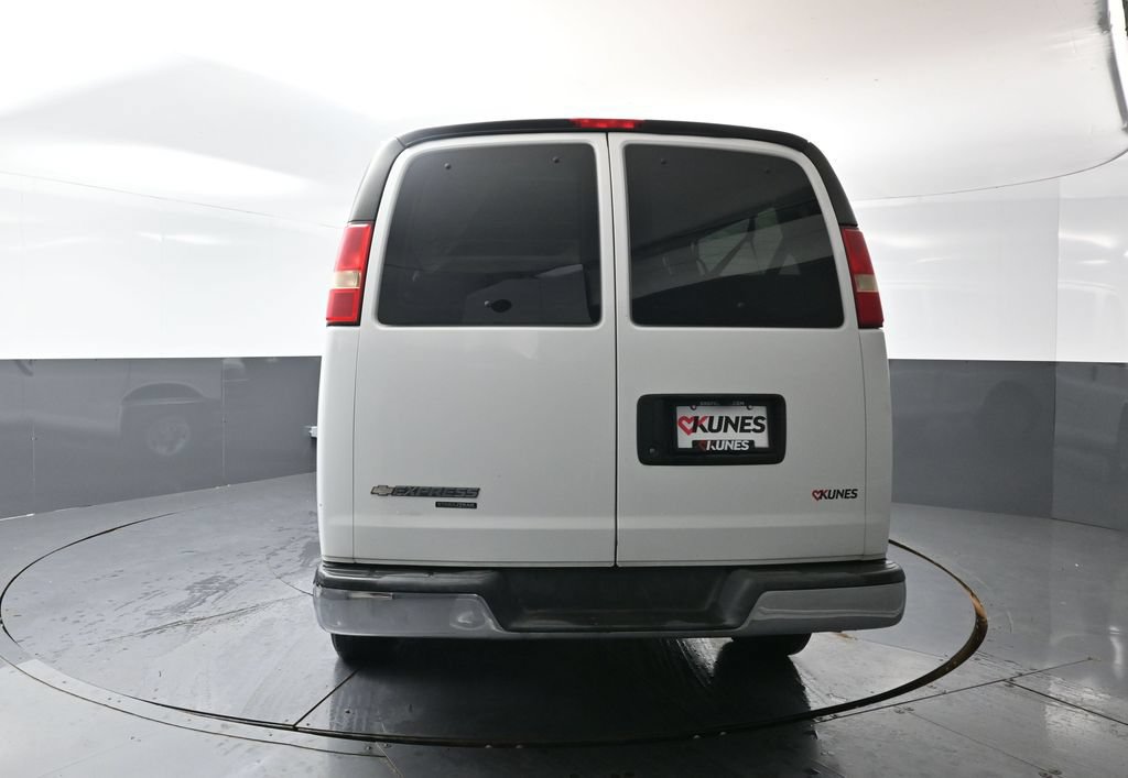 Used 2014 Chevrolet Express 3500 LT w/ LT Preferred Equipment Group RWD image 12