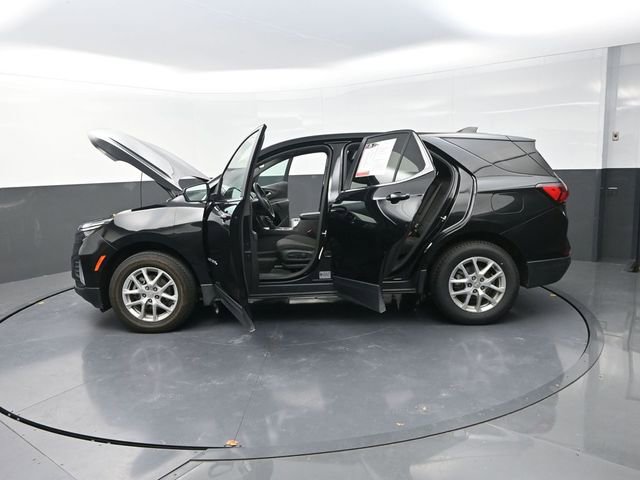 Used 2024 Chevrolet Equinox LT image 38
