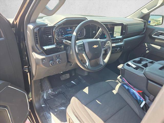Used 2024 Chevrolet Silverado 1500 LT RWD image 10