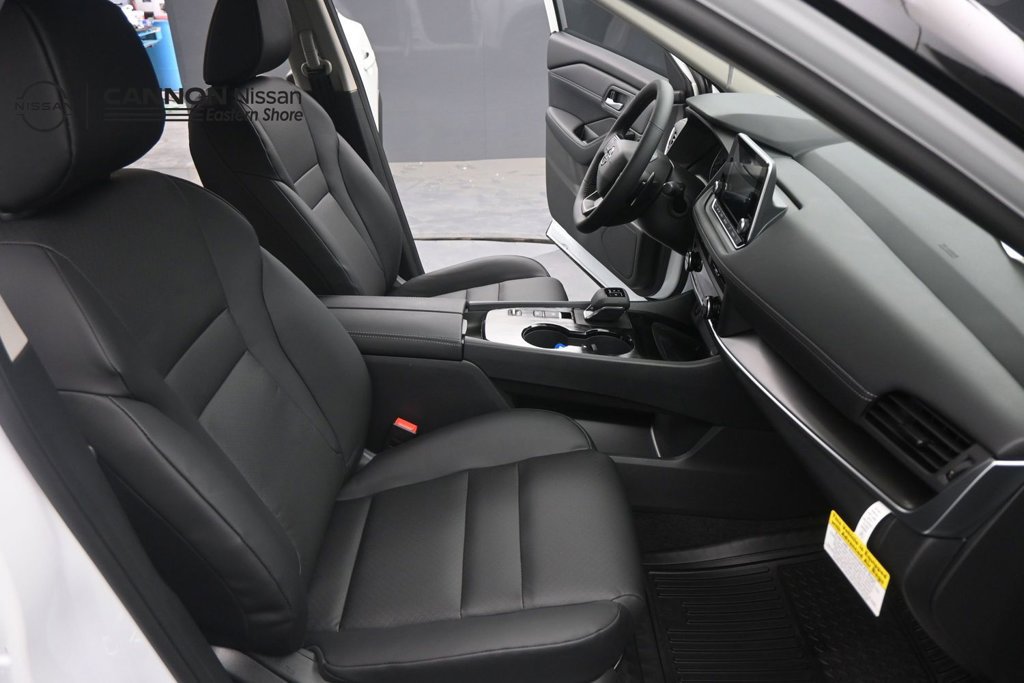 New 2026 Nissan Rogue Dark Armor AWD/4WD image 22