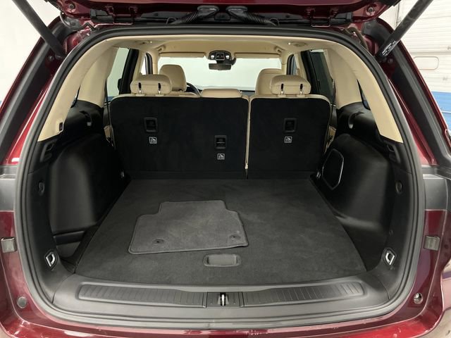 Used 2022 Jeep Grand Cherokee Limited w/ Luxury Tech Group II image 15