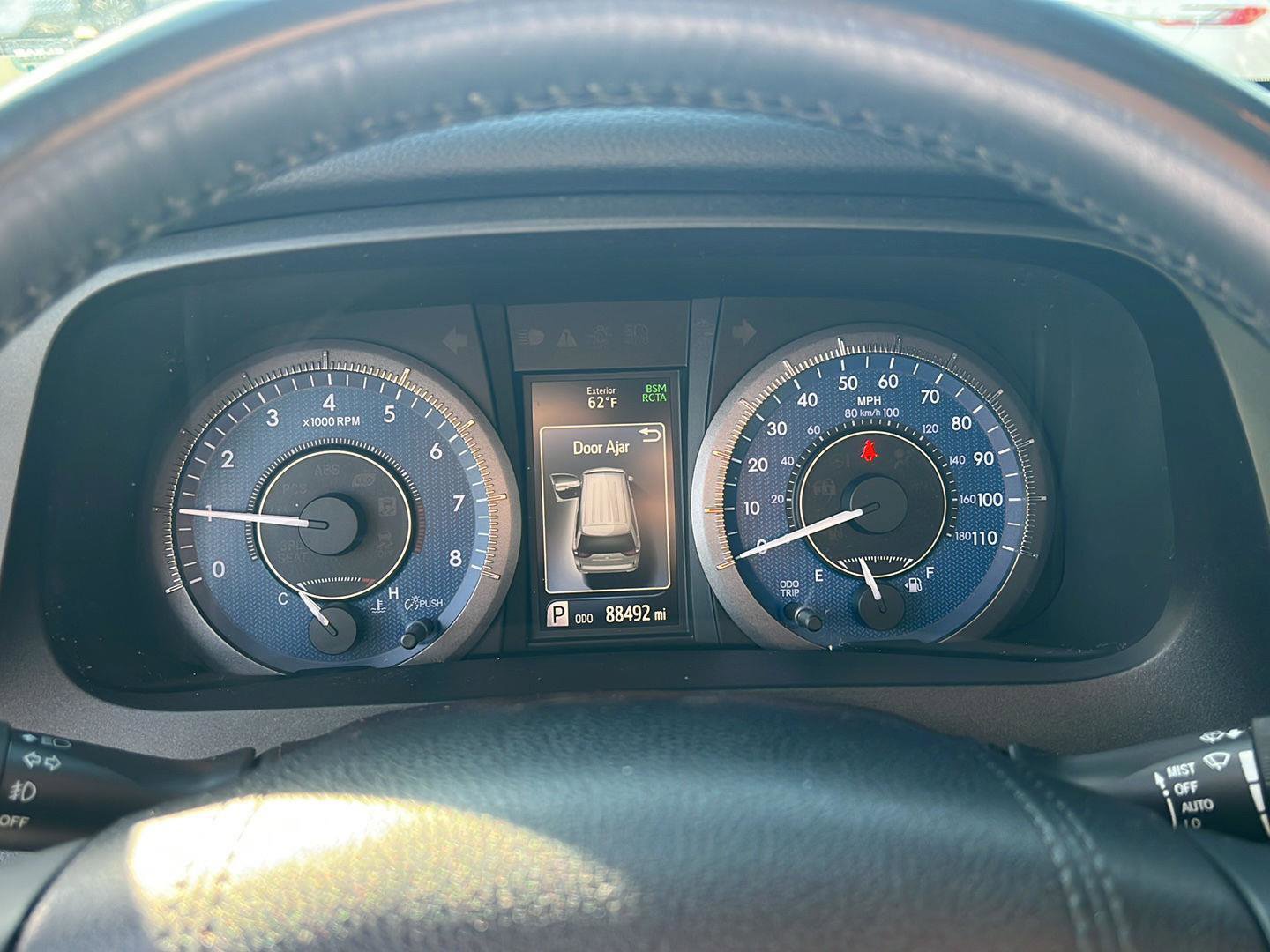 Used 2018 Toyota Sienna Limited Premium image 23