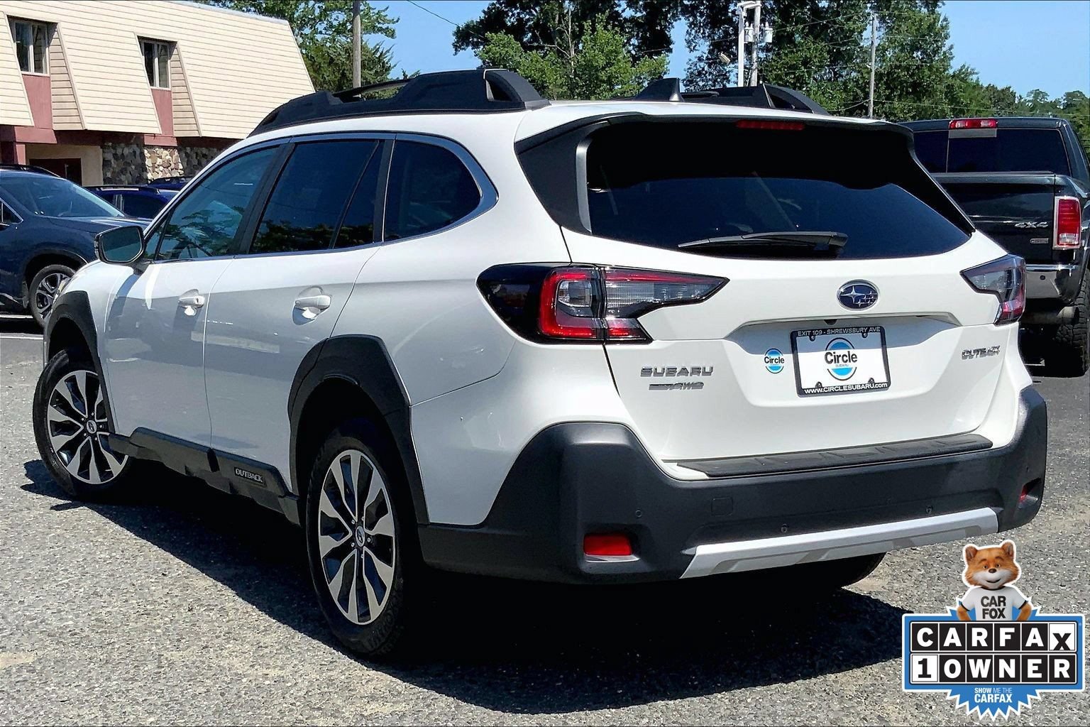Certified 2023 Subaru Outback Limited AWD/4WD image 12
