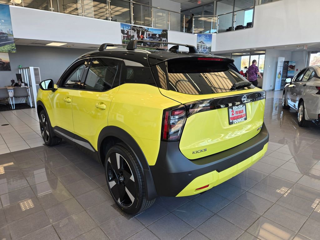 New 2026 Nissan Kicks SR w/ Cold Weather Package image 7